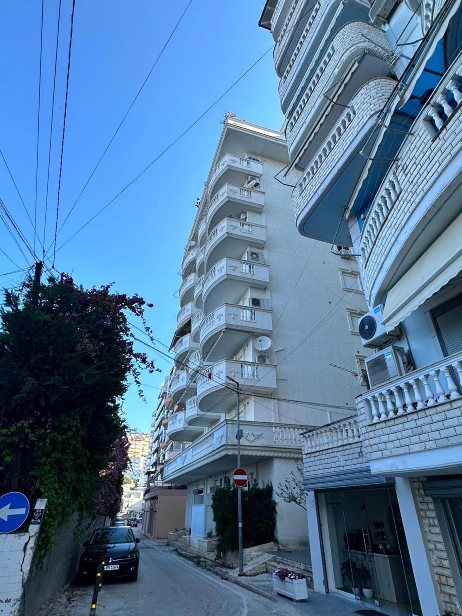 Taurasi Red Saranda Apartman Kültér fotó